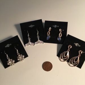 Vu  “ Life Style Earrings “